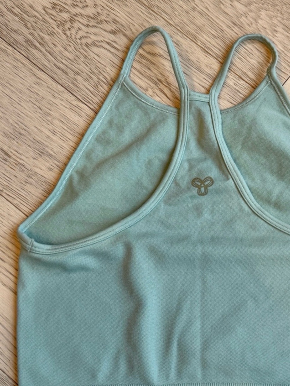 Aritzia TNA Golden Tank Top Size Medium Sage Green, Athletic, Casual, Trendy